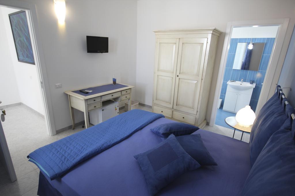 B&B Villa Genny A Pochi Passi Dal Mare サン・カタルド 部屋 写真